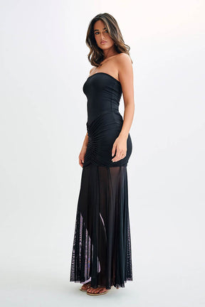 Nocturne Whisper – Fitted Backless Dress